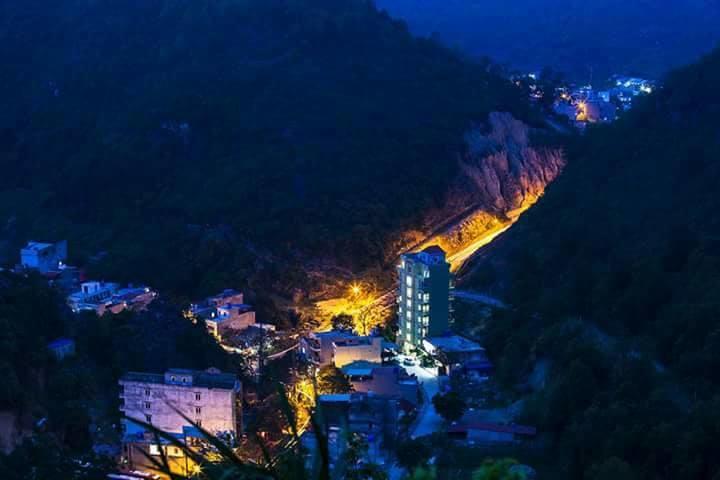 Bao Ngoc Hotel Dong Khe Sau Экстерьер фото